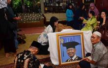 Bismar, santun tuturnya menggelegar vonisnya