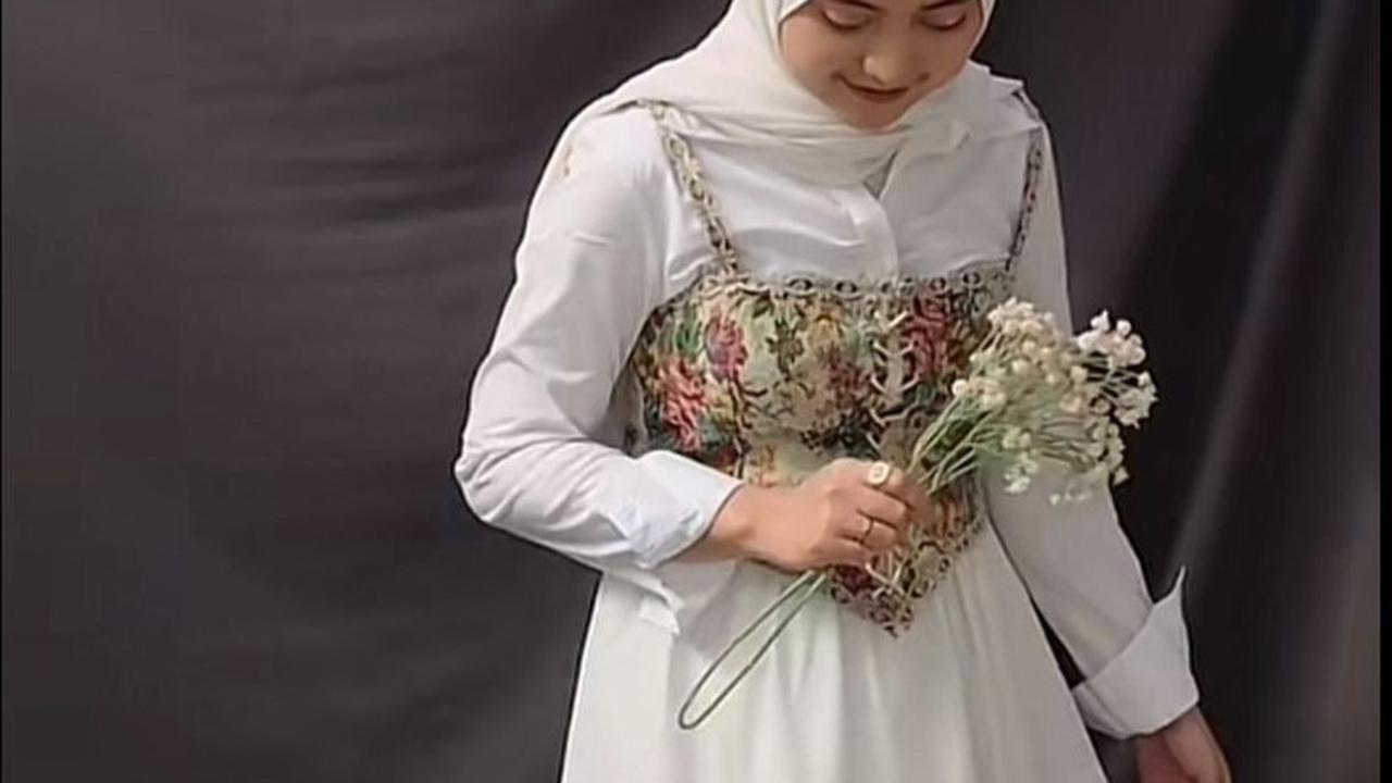 5 ⁠Inspirasi Outfit ala Coquette Girl yang Lagi Ngehype Banget!