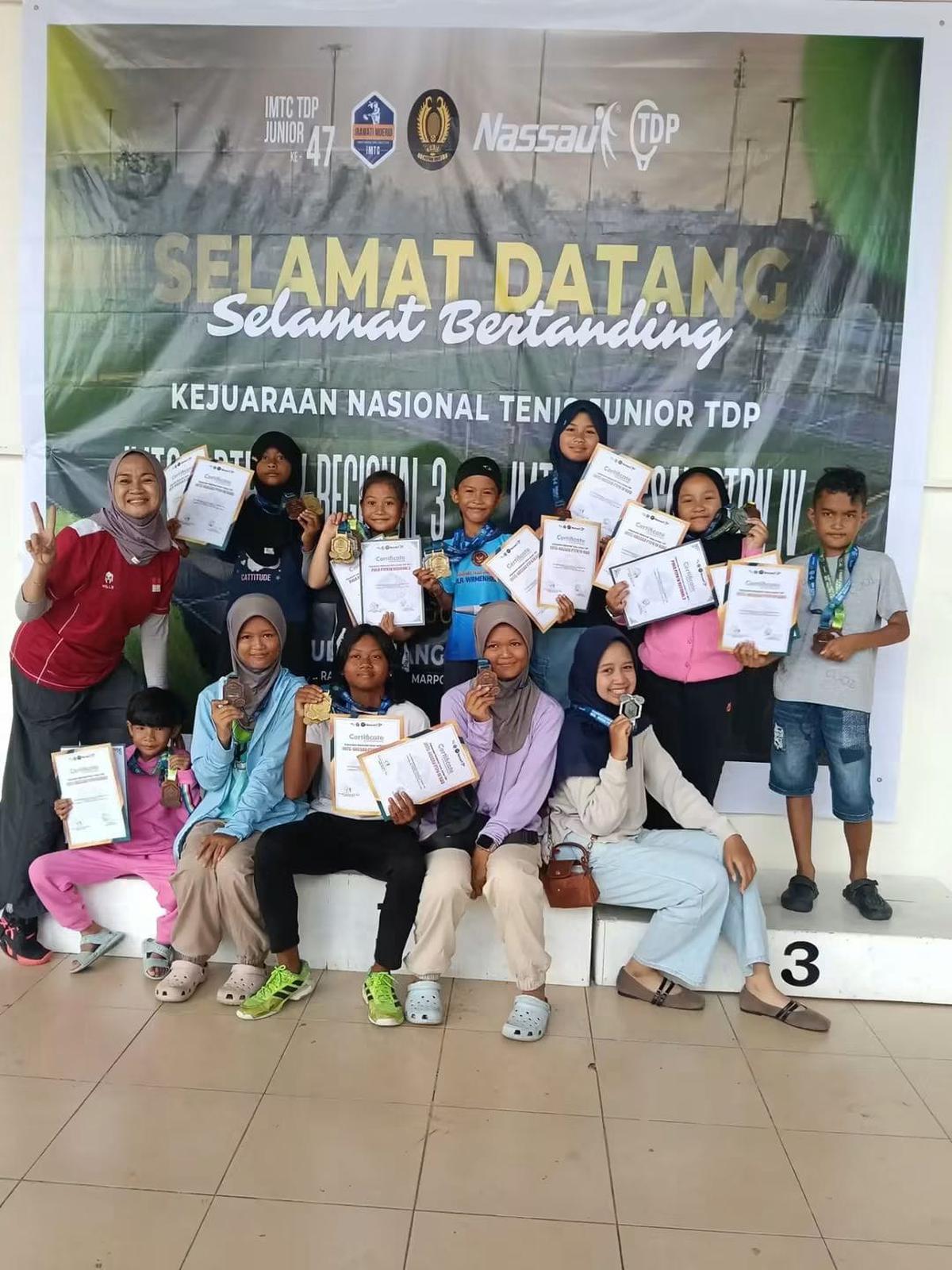 Ajang Pembuktian 300 Atlet Muda, Kejurnas Tenis Junior Pekanbaru Sukses Besar