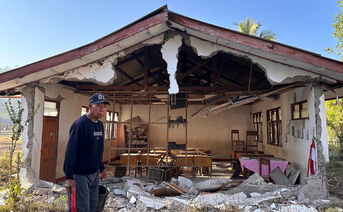 Gempa M 7,7 NTT Rusak 11.925 Rumah