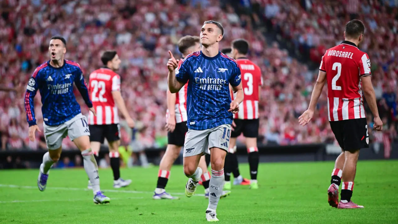 Foto: Kompaknya Martinelli dan Trossard Bawa Arsenal Tumbangkan Athletic Bilbao di Liga Champions