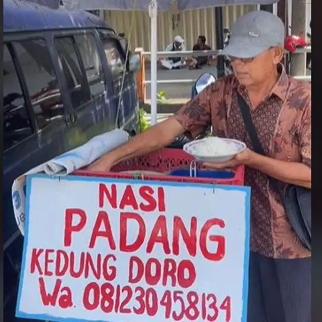 Viral Penjual Nasi Padang Motoran Laris Manis dengan Harga Rp10 Ribuan, Ternyata Korban Penggusuran