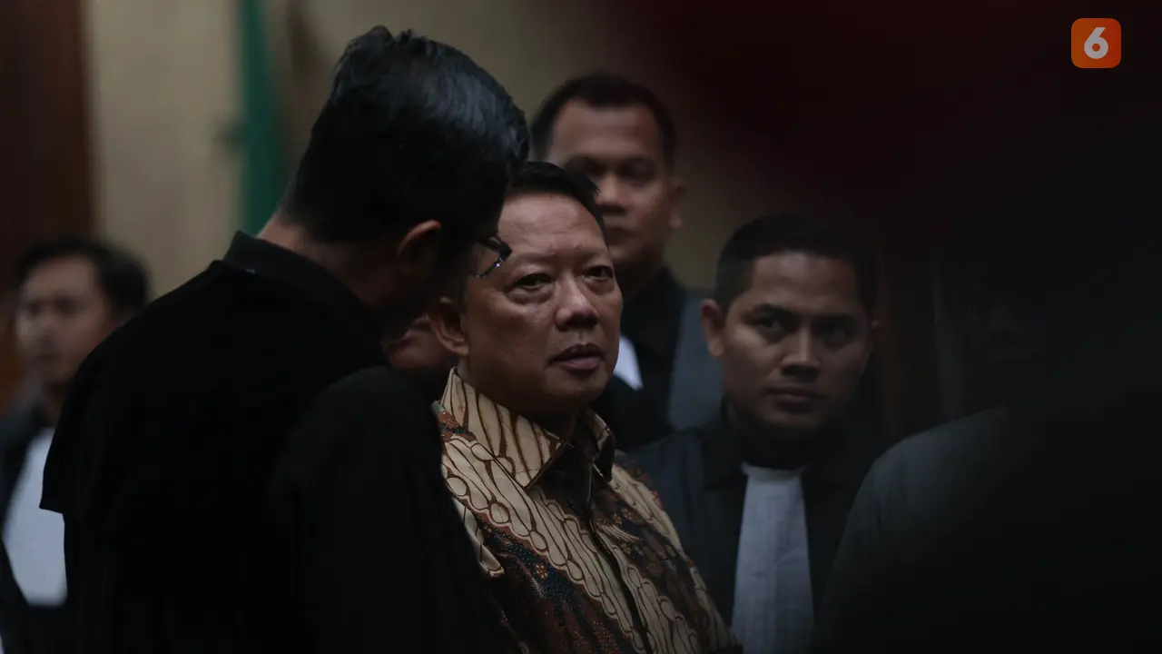 Sidang Perdana Febrie, Jaksa Ungkap Uang Rp346 Miliar