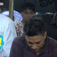 Suami dari Iga Mawarni, Charles Rubiyan Arifin meninggal pada Kamis (17/11/2016). Sang adik, Mahesa pun mengenang sosok kakaknya.