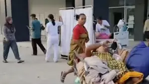 Gempa Flores NTT: RSUD Komodo Labuan Bajo Rusak, Pasien Dirawat di Halaman
