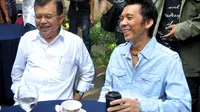 Slank bersama calon wakil presiden Jusuf Kalla. (Johan Tallo/Liputan6.com)
