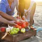 Ilustrasi piknik di pantai (iStockphoto)