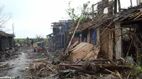 Kisah Topan Nargis, Situasi Diperburuk Rezim Militer Myanmar