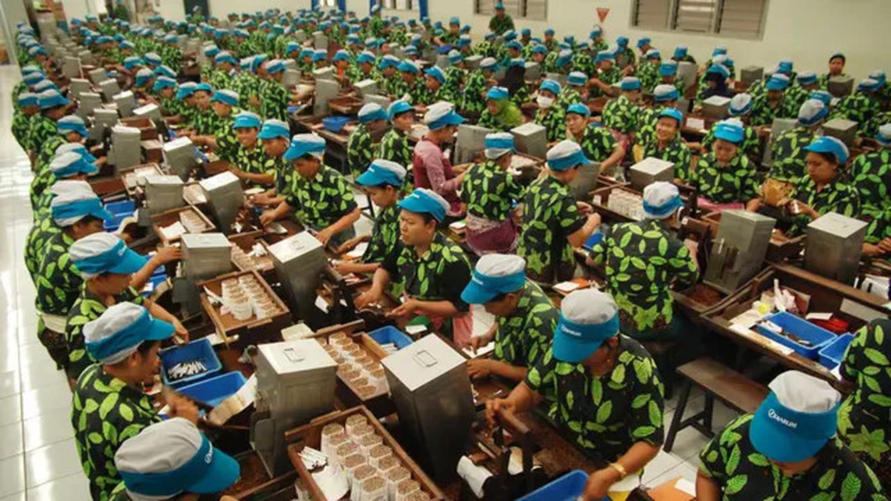 Cerita Inspiratif Pendiri Djarum, Jualan Minyak Kacang Tanah Sebelum Rambah Industri Rokok
