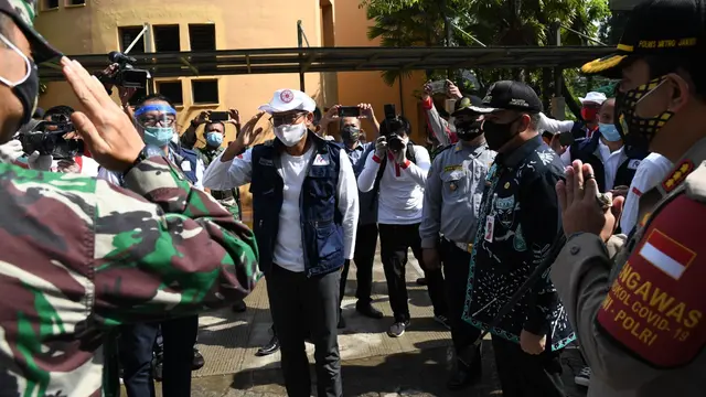 RIB Bagikan 4.600 Alat Kesehatan ke Tenaga Medis di RSPI Sulianti Saroso