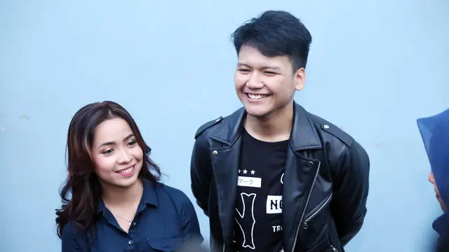[Bintang] Ilham SMASH dan Nadine Syahria
