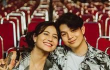 Diduga Putus, 8 Foto Romantis Awkarin dan Jonathan Alden