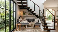 6 Model Area Duduk di Bawah Tangga Rumah Minimalis, Hemat Ruang dan Estetik