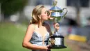 Kenin terpilih berkat keberhasilannya meraih titel grand slam pertama di Australia Terbuka, serta menjadi finalis di Prancis Terbuka. (Photo by Manan VATSYAYANA/AFP)