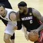 LeBron James saat Final NBA, San Antonio Spurs vs Miami Heat (AFP/Robyn Beck)