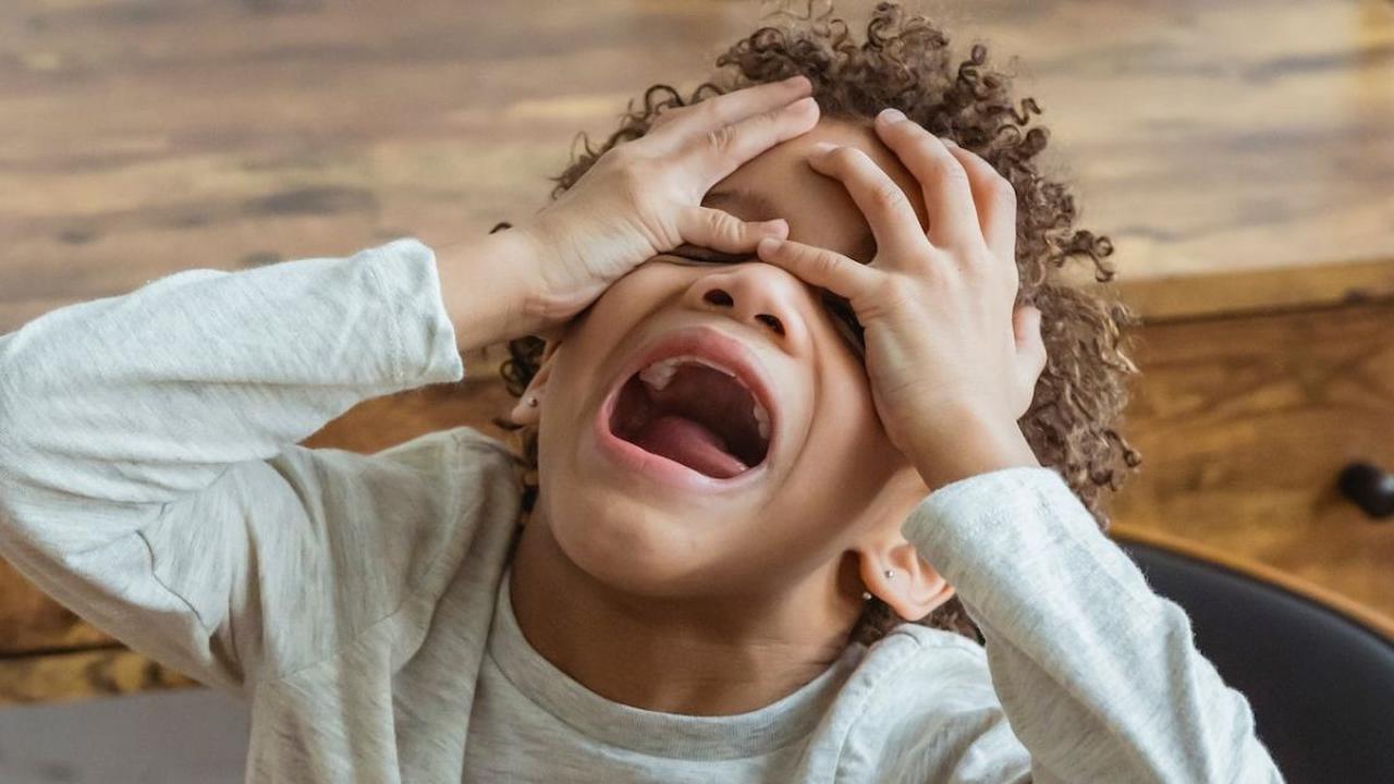 Mengapa Parenting dengan Kekerasan Bisa Berhasil di Generasi Masa Lalu Namun Sudah Ketinggalan Zaman di Masa Kini