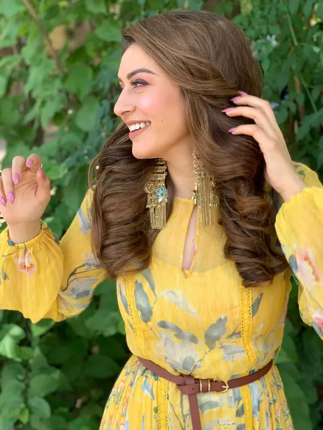 Potret Terbaru Hansika Motwani Pemeran Tina Dalam Film 'Koi.. Mil Gaya'. (Sumber: Instagram/ihansika)