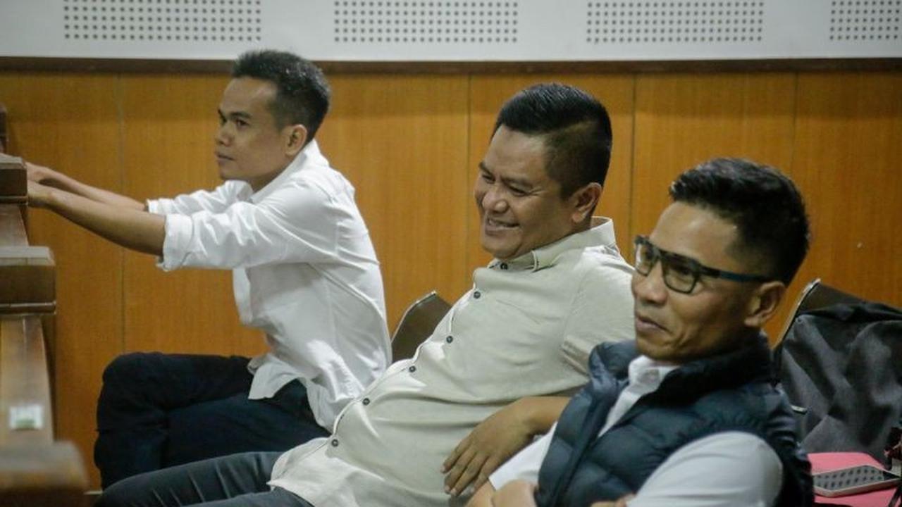 Tiga Anggota DPRD NTB Jalani Sidang Perdana Kasus Gratifikasi