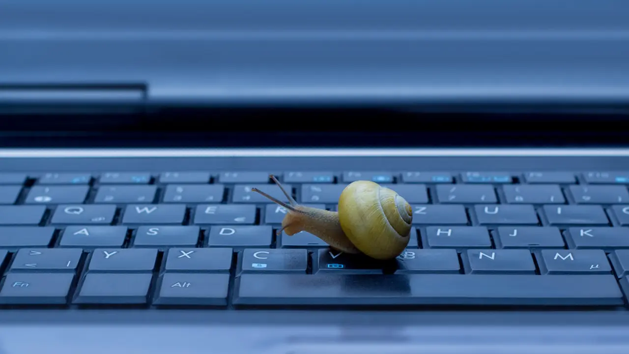 Laptop Lemot.