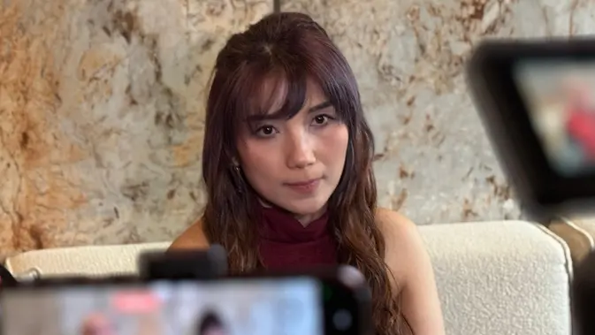 Di Balik Senyum Fangfang, Istri Vicky Prasetyo yang Tengah Berbadan Dua