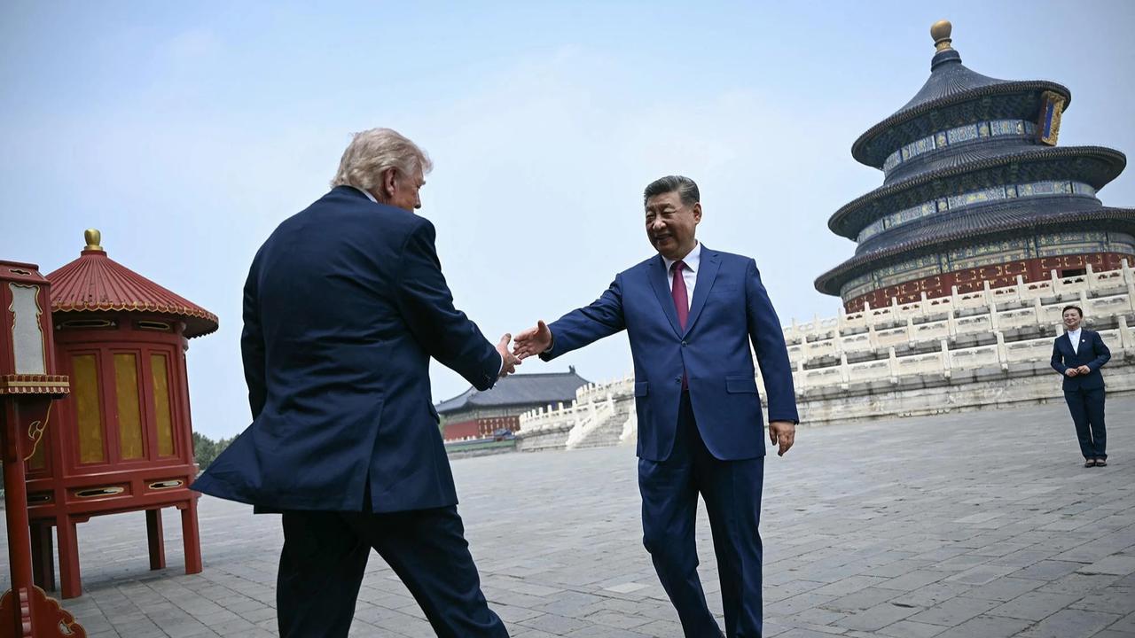FOTO: Trump dan Xi Jinping Bahas Taiwan dan Perdagangan di Beijing