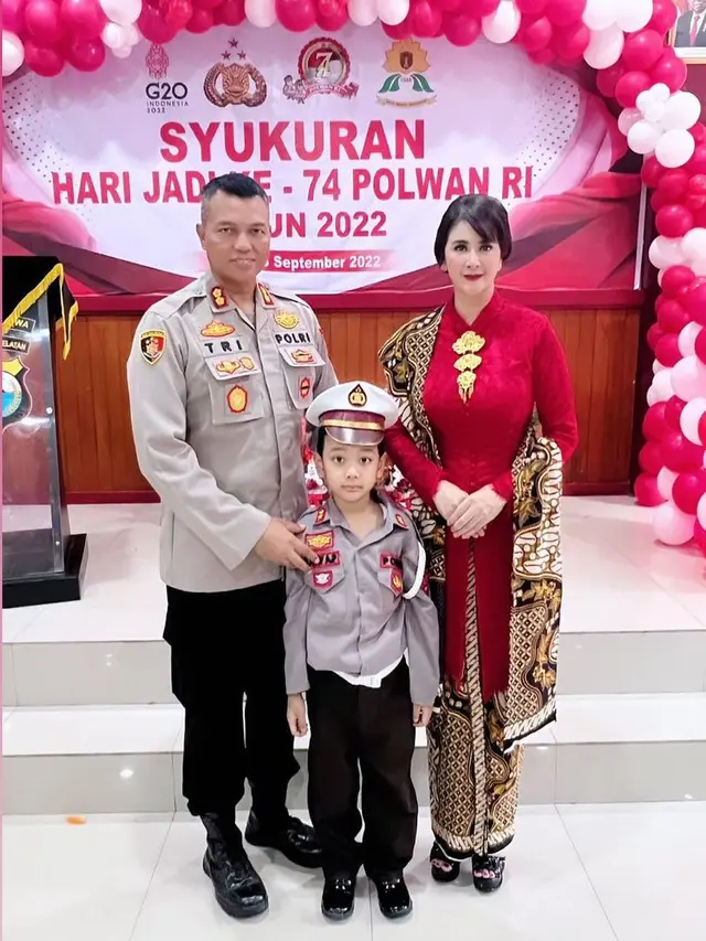 Tubuh langsing Uut Permatasari setelah melahirkan