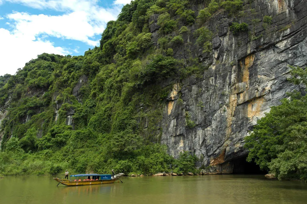 Phong Nha-Ke Bang National Park, Vietnam. (Sumber Foto: Mr and Mrs Backpacker/Flickr)