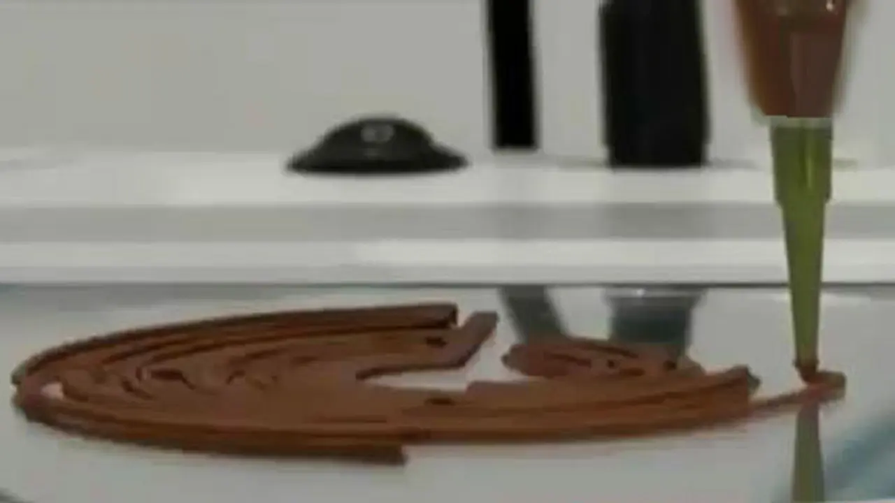 Restoran di London Bikin Makanan Pakai Mesin 3D