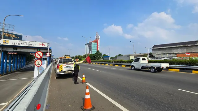 PT Hutama Karya (Persero) mengoperasikan tol Jakarta Outer Ring Road Seksi S(JORR-S) secara normal.