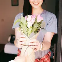 Ilustrasi naksir, gebetan, bunga (Gambar oleh Free-Photos dari Pixabay)