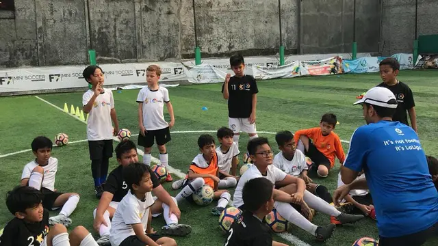 Sekolah Sepak Bola
