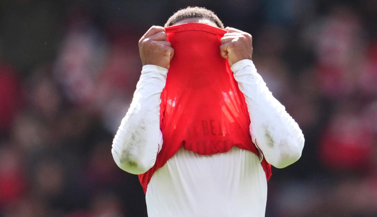 Bukannya mengembalikkan keadaan, Arsenal malah kembali kebobolan pada menit ke-74. (AP Photo/PA/Adam Davy)