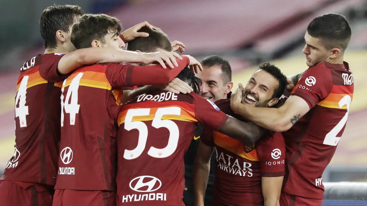 FOTO: AS Roma Hajar Lazio Dua Gol Tanpa Balas