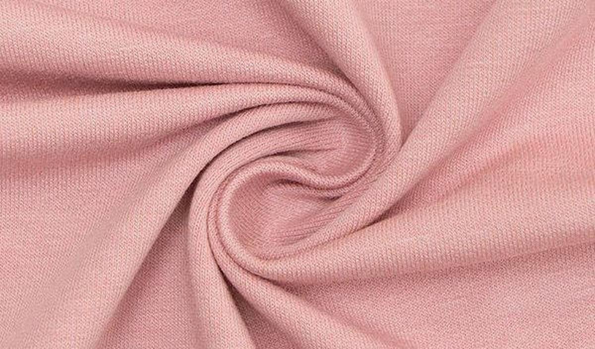 <b>Untuk Warna Kulit Gelap Pilih Warna Kontras</b>