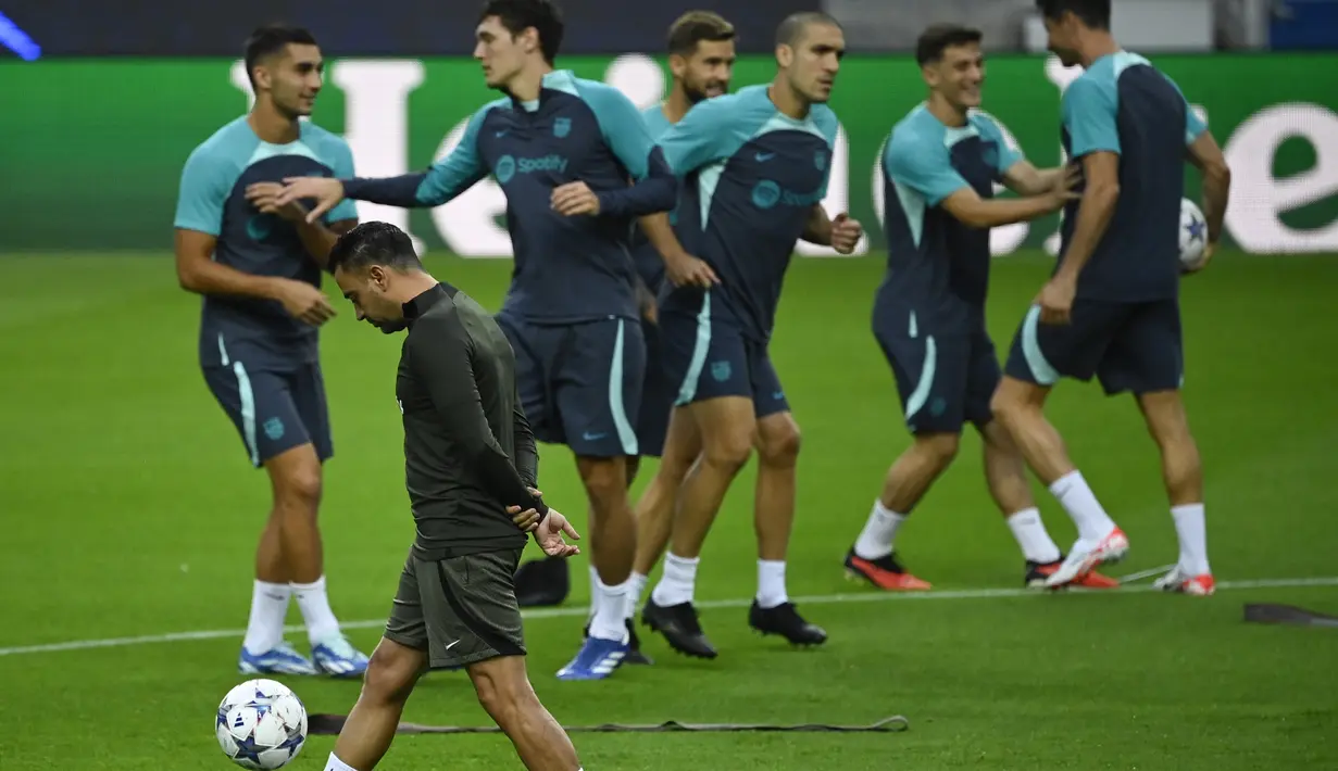 Praktis, baik Porto dan Barcelona memburu kemenangan berturut-turut di Grup H dini hari nanti demi membuka peluang lolos ke babak gugur. (MIGUEL RIOPA / AFP)