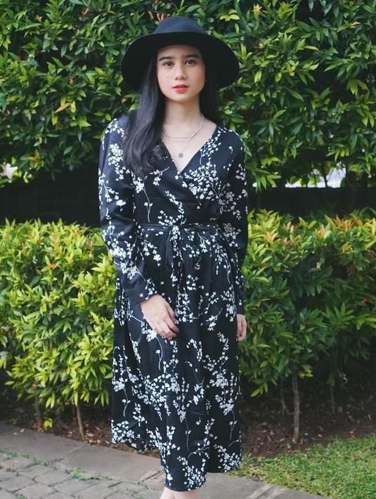 FOTO: Gaya Tissa Biani dalam Balutan Dress, Anggun dan ...