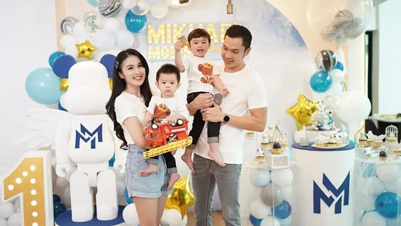 6 Momen Ulang Tahun Mikhael Moeis Anak Sandra Dewi, Kini Berusia 1 Tahun