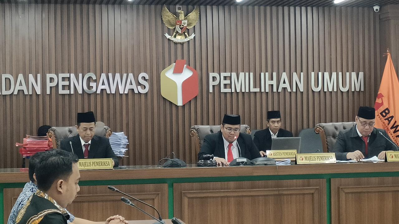 Bawaslu Wanti-Wanti DPR dan KPU Taati Putusan MK, Segera Sesuaikan UU Pilkada Soal Syarat Pencalonan Kepala Daerah