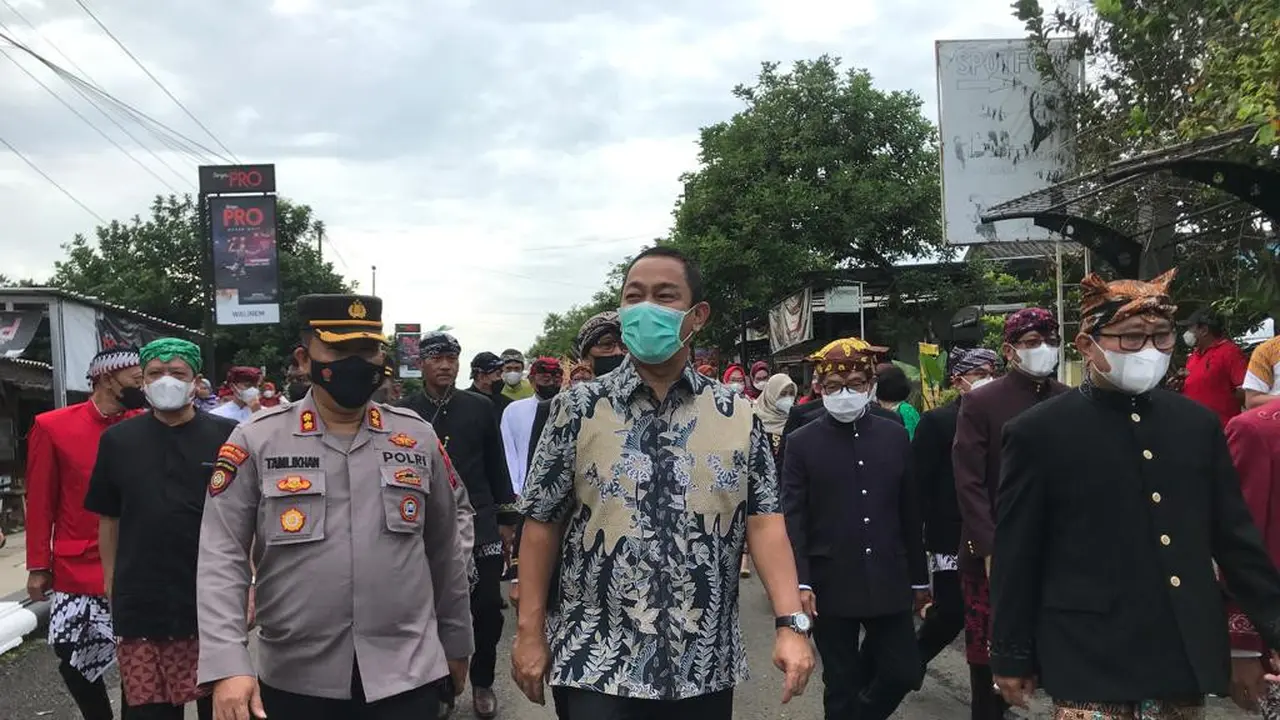 Ilustrasi Foto Wali Kota Semarang, Hendrar Prihadi