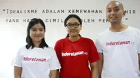 Widharmika mendirikan organisasi Indorelawan yang bisa mempertemukan para sukarelawan dengan mereka yang membutuhkan bantuan.