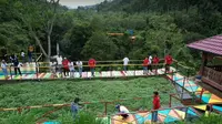 Yayasan Erick Thohir Bangun Spot Selfie di Wisata Air Terjun Sengkuang, Warga Bersyukur