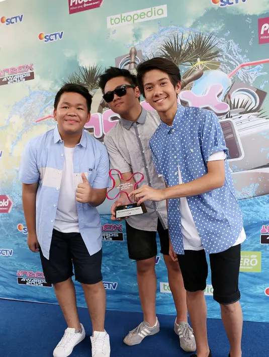 Atas peraihan ini CJR ingin menunjukkan bahwa boy band bukan hanya musiman saja. Mereka pun menjadikannya sebagai motivasi untuk ke depannya agar lebih baik lagi dalam berkarya. (Wimbarsana Kewas/Bintang.com)