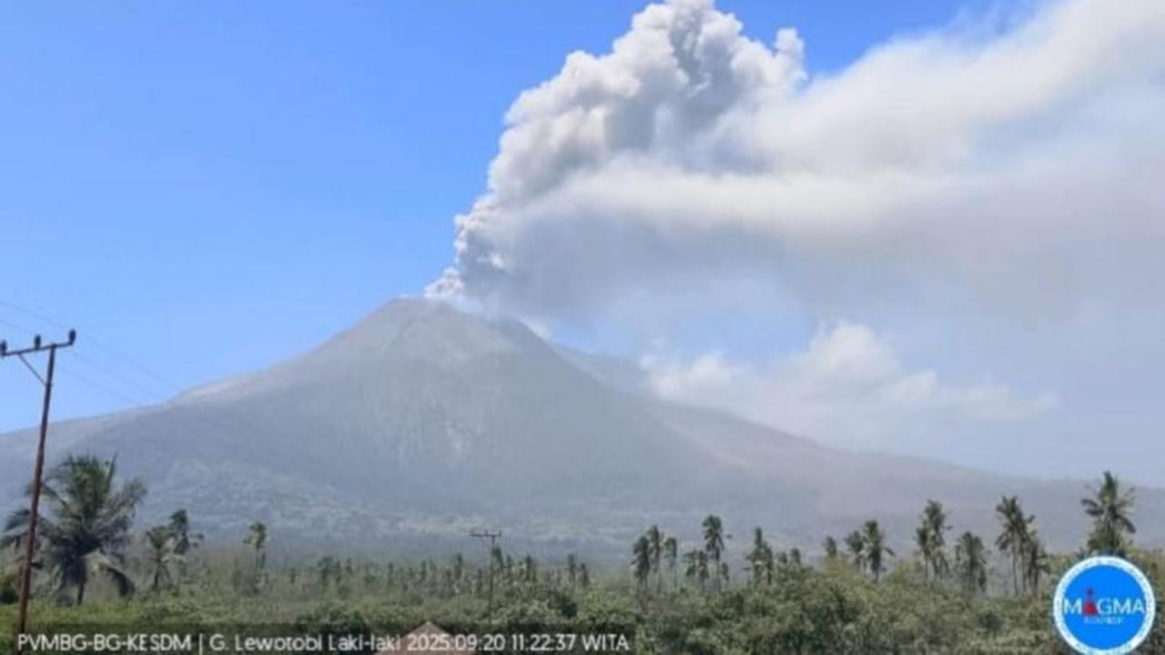 Fakta Mencengangkan: Erupsi Gunung Lewotobi Laki-laki 7 Kali dalam 6 Jam, Status Awas!