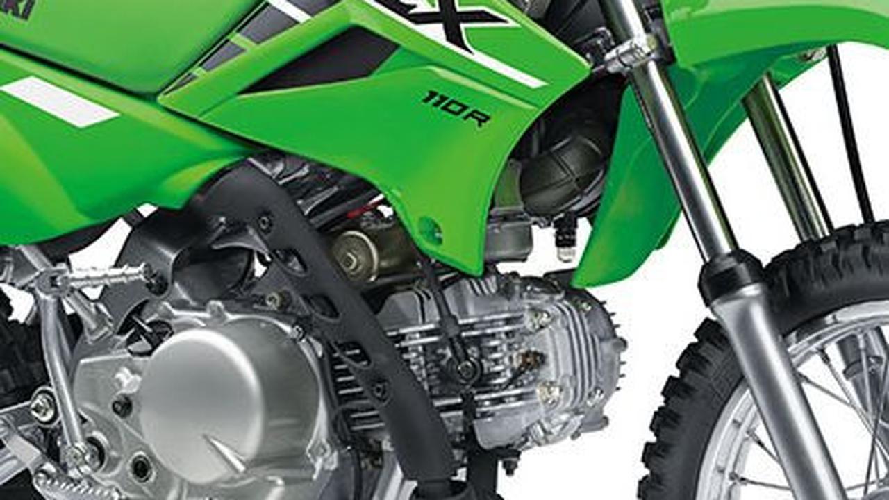 KLX110 memiliki mesin dan transmisi