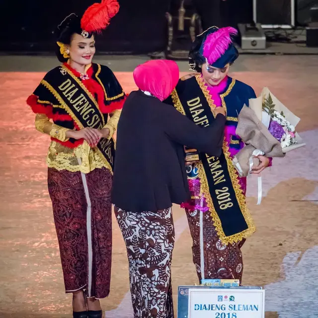 6 Potret Selvi Ananda dan Erina Gudono saat Jadi Putri Solo 2009 dan Diajeng Sleman 2018