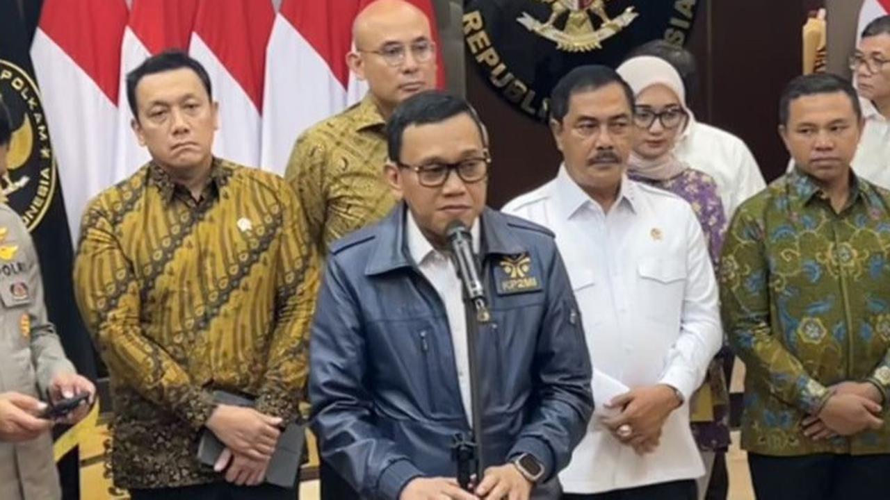 Rapat dengan Prabowo, Menaker Karding Bahas Moratorium Pekerja Migran
