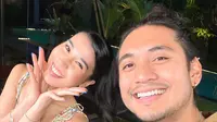 Penyanyi Christie dan aktor Giorgino Abraham berduet bawakan cover lagu Dua Lipa (Foto: Instagram @christie.ofcl)