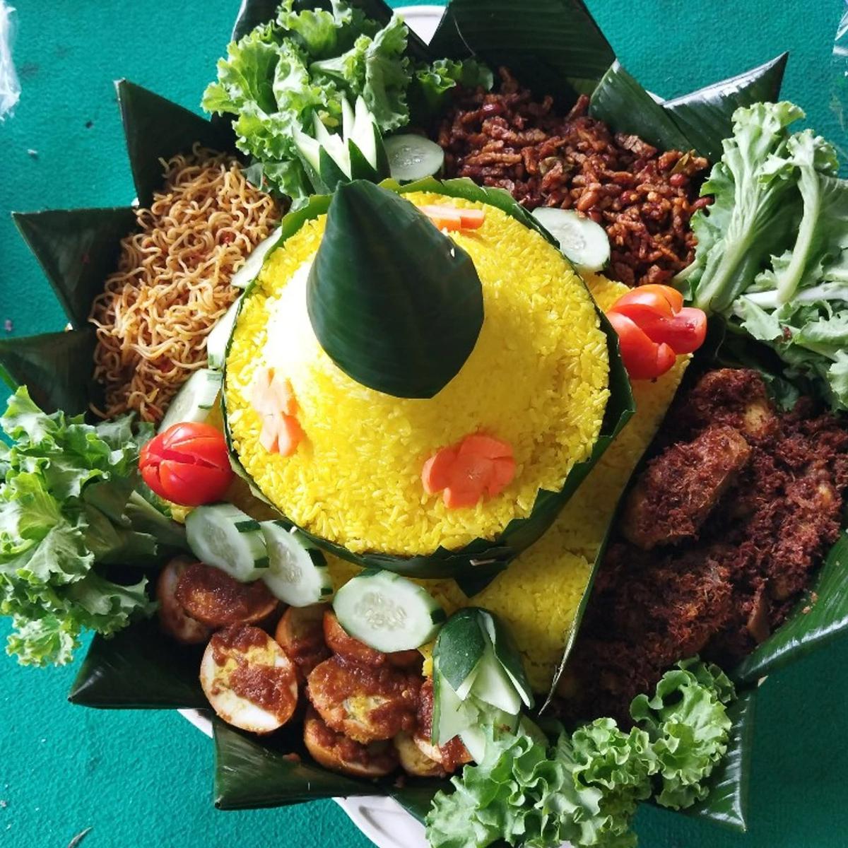 Tradisi Kuliner di Malam 1 Suro: Lebih dari Sekadar Makanan