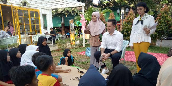 Kredit Cepat Reading Session bersama Ingars Zagorskis/Zika Z/Vemale.com