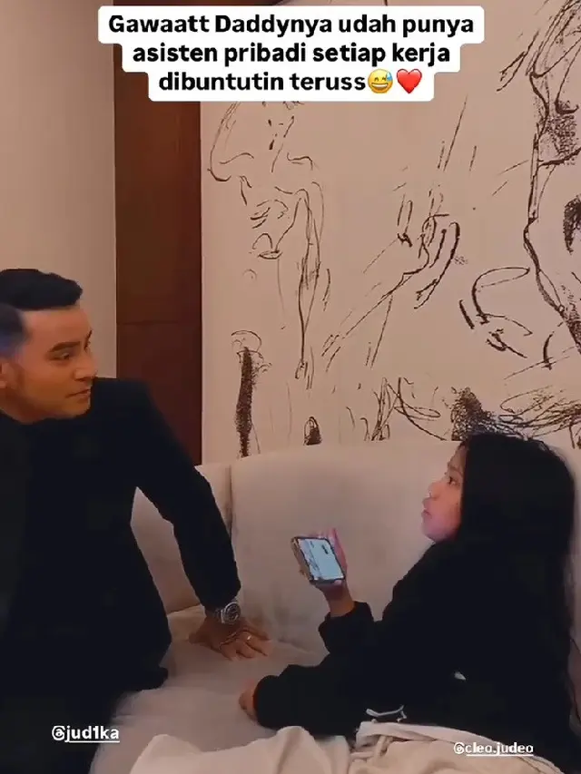 Momen Hangat Cleo yang Ikuti Judika saat Kerja (credit: instagram/allartis)